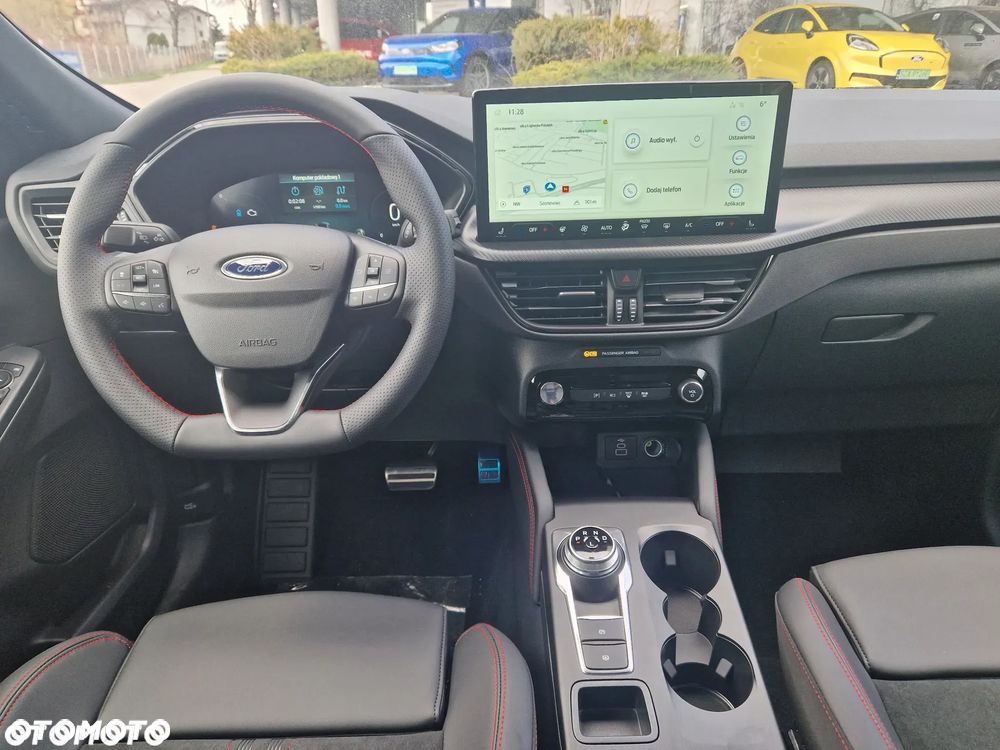 Ford Kuga - 12