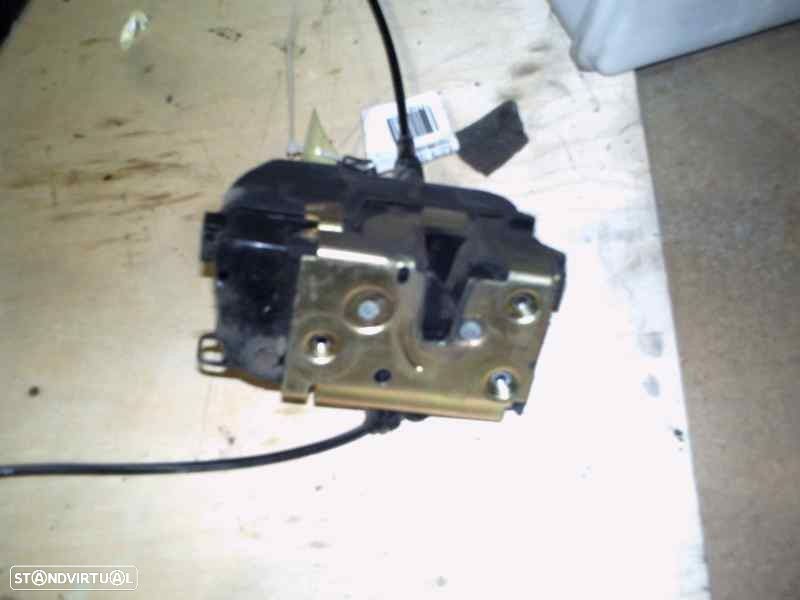 FECHADURA PORTA TRASEIRA ESQUERDA - 1
