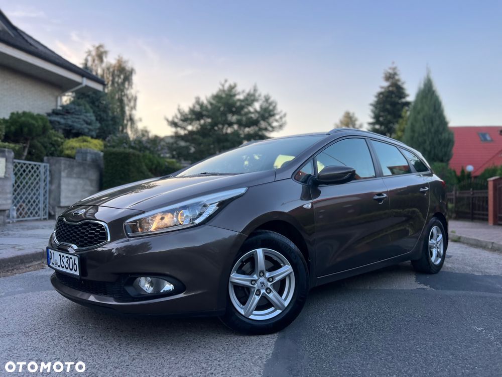 Kia Ceed 1.6 GDI Spirit - 4