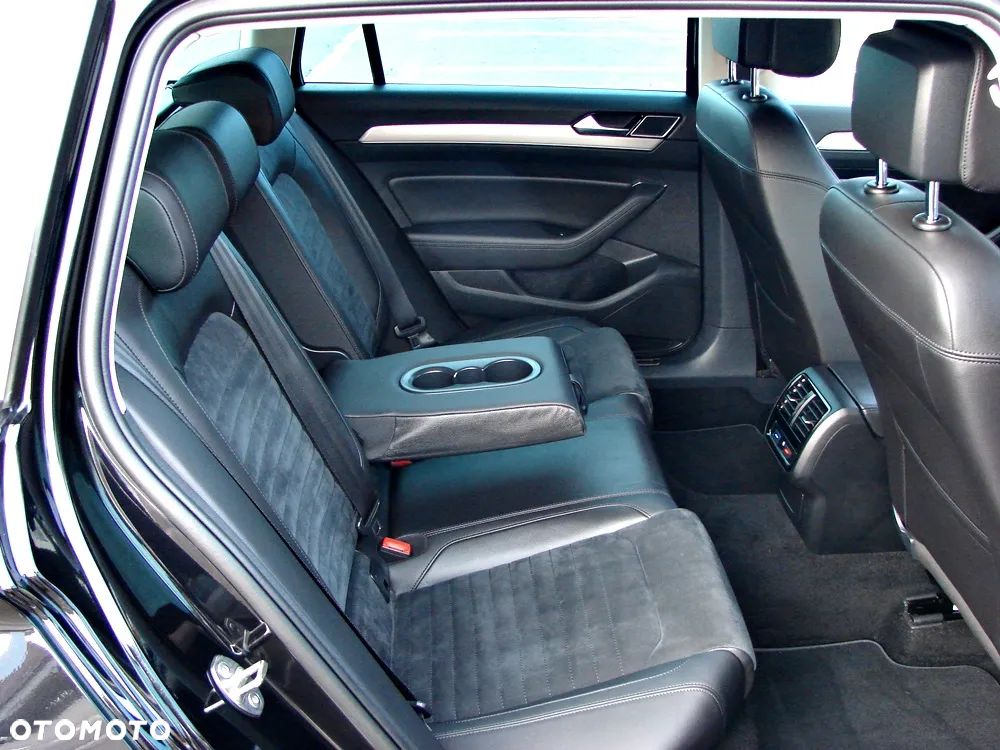 Volkswagen Passat 2.0 TDI SCR DSG (BlueM Tech) Highline - 8