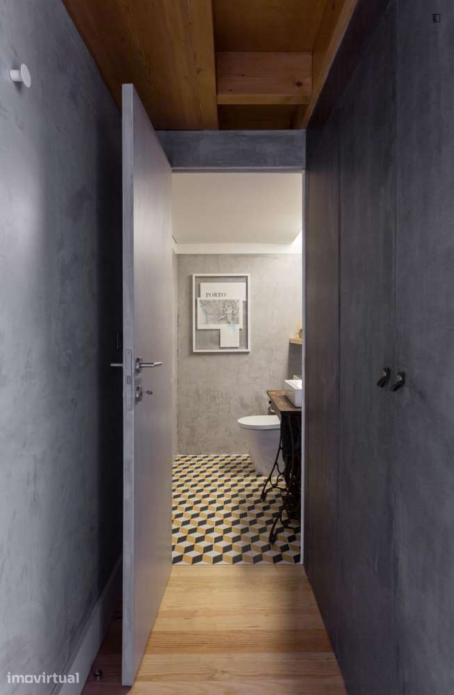Apartamento com 1 quartos - localizado em Cedofeita Porto - Grande imagem: 2/15