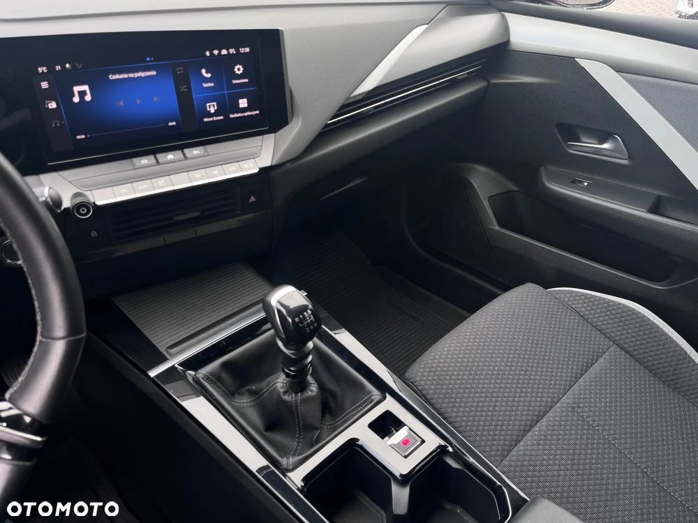 Opel Astra - 11