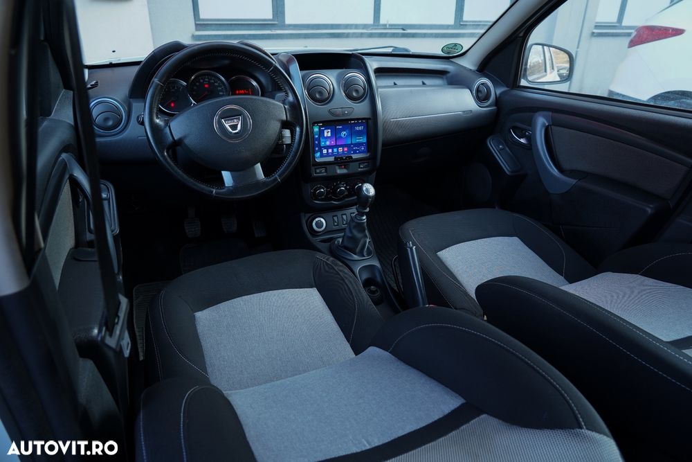 Dacia Duster SCe 115 4x4 Prestige - 12
