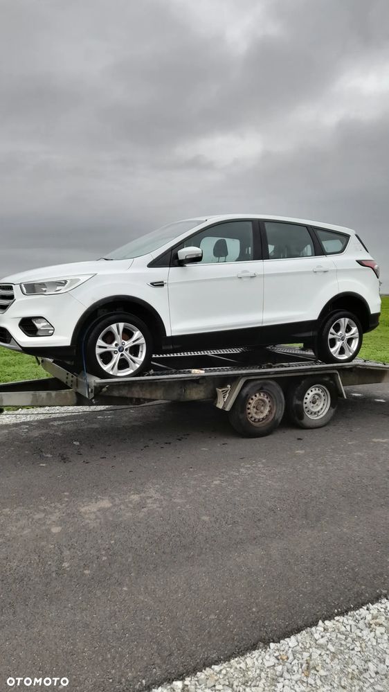 Ford Kuga - 3