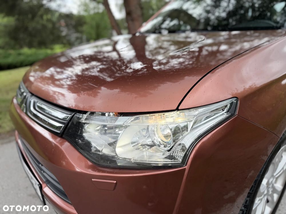 Mitsubishi Outlander 2.0 Intense + - 35