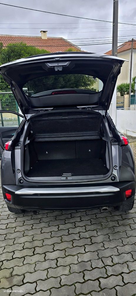 Peugeot 2008 1.5 BlueHDi Allure Pack EAT8 - 6