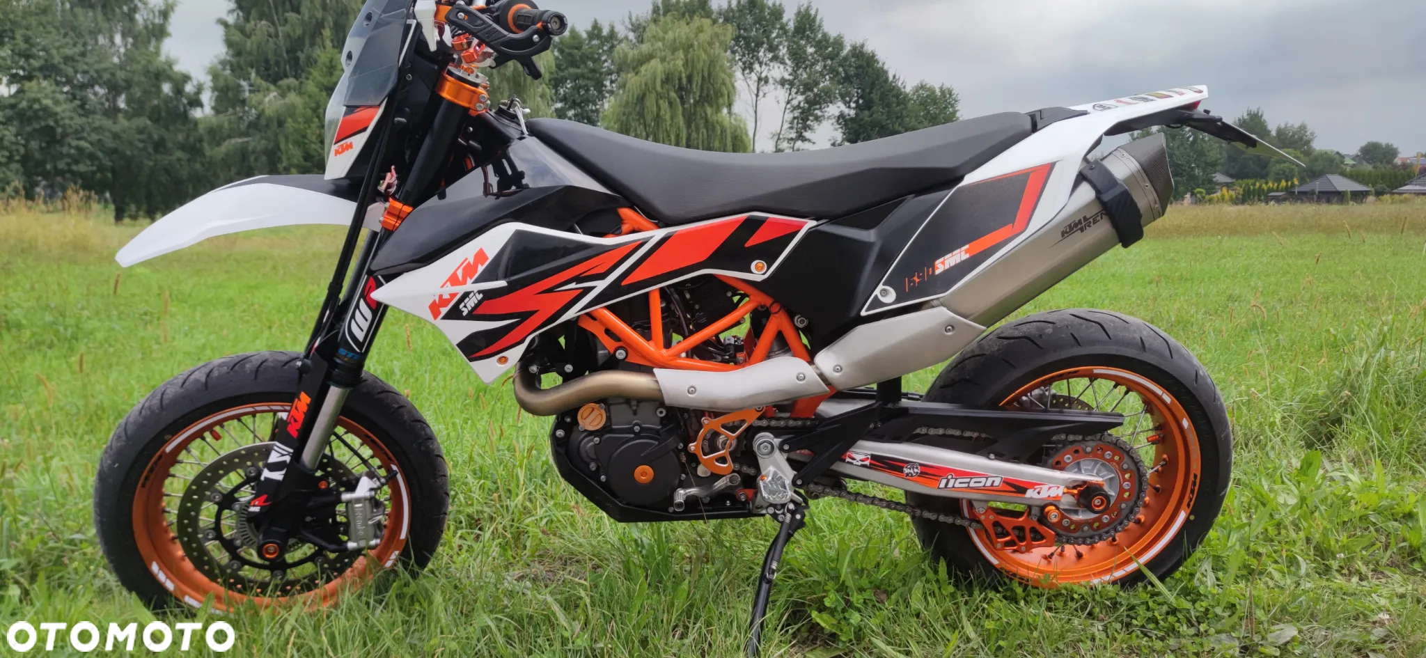 KTM SMC