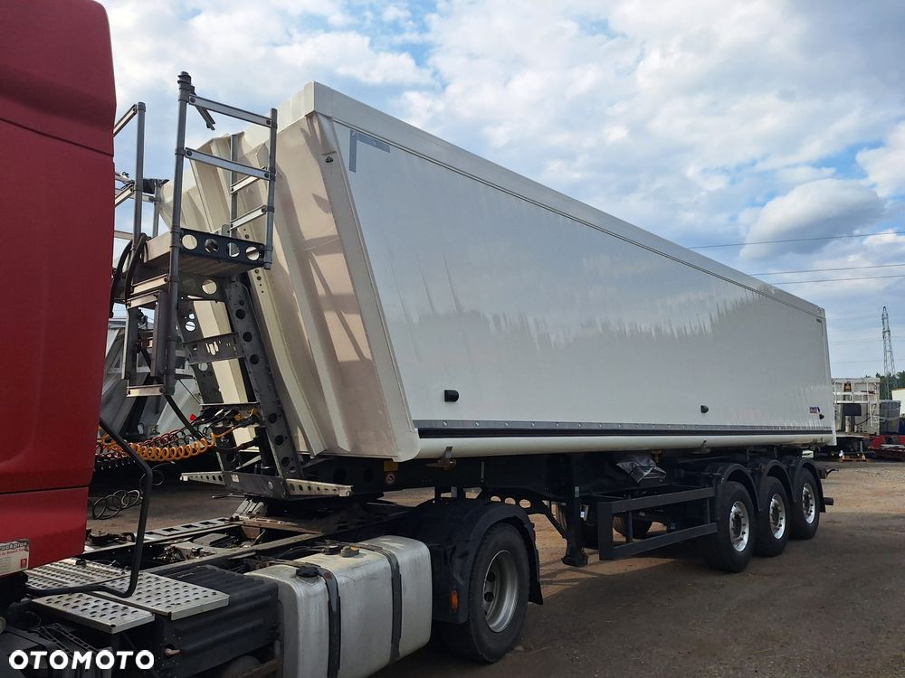 Schmitz Cargobull SCB - 7