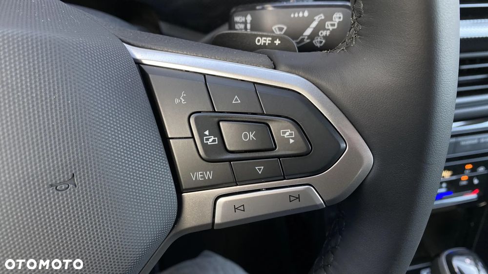 Volkswagen T-Cross - 13