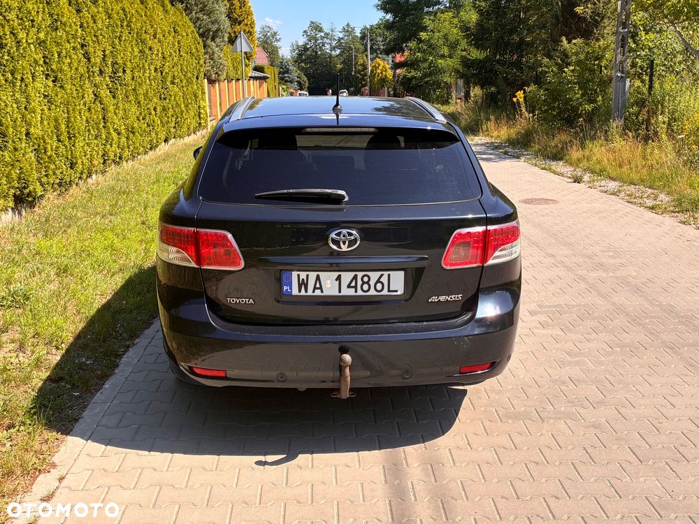 Toyota Avensis 2.0 Multidrive S Executive - 6