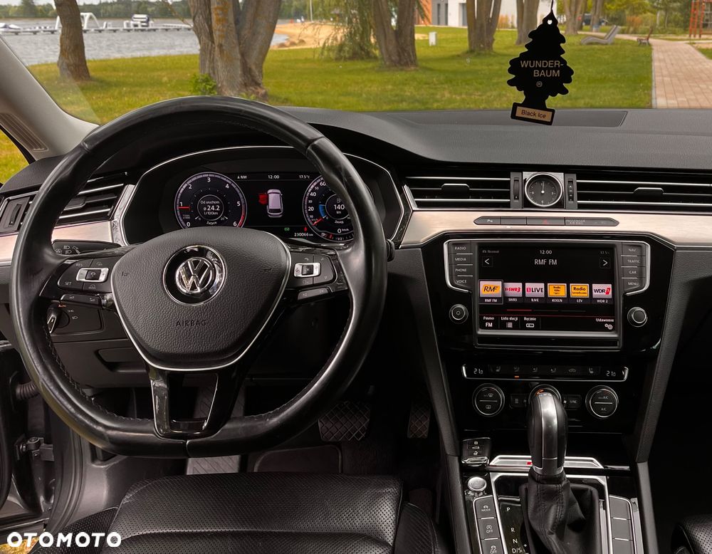 Volkswagen Passat 2.0 TDI Bi-Turbo BMT 4Mot Highline DSG - 15