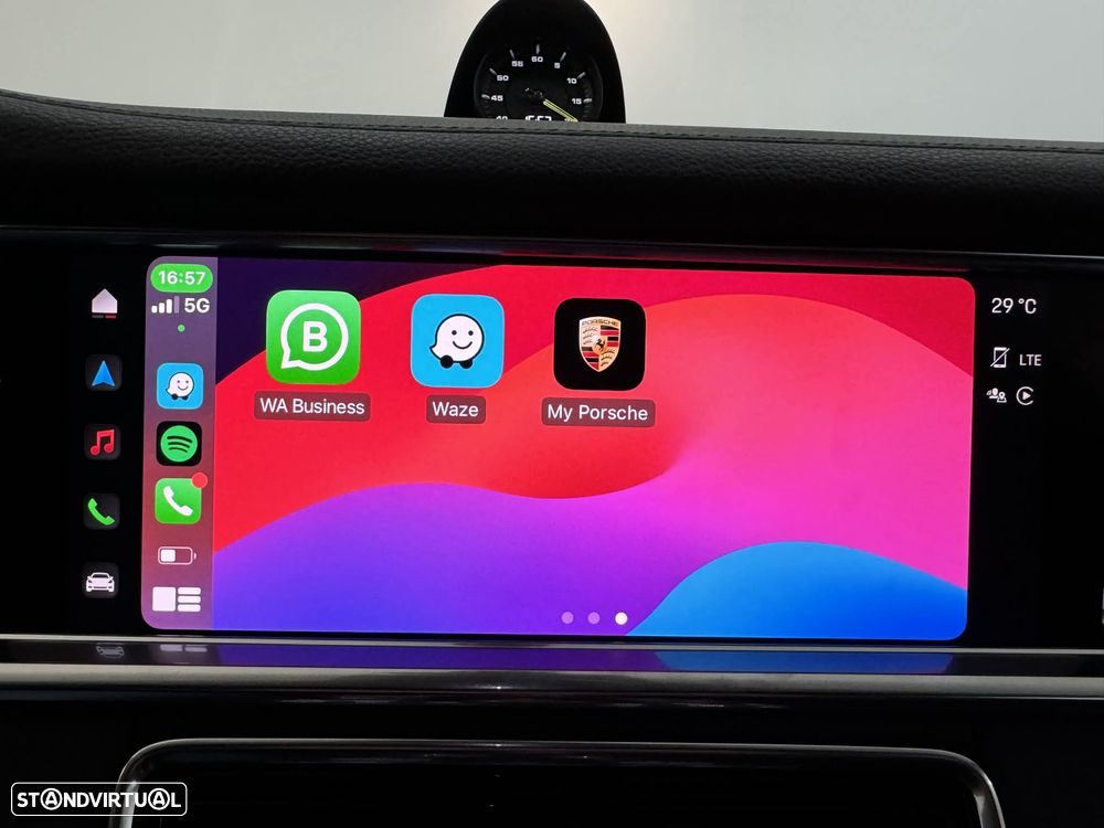 Porsche Panamera Sport Turismo 4 E-Hybrid - 22