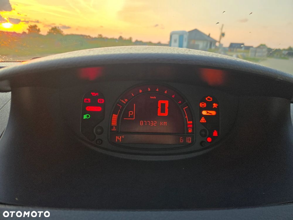 Renault Modus - 17