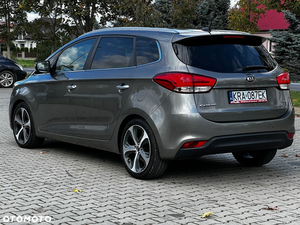 Kia Carens 1.7 CRDi XL 7os - 6