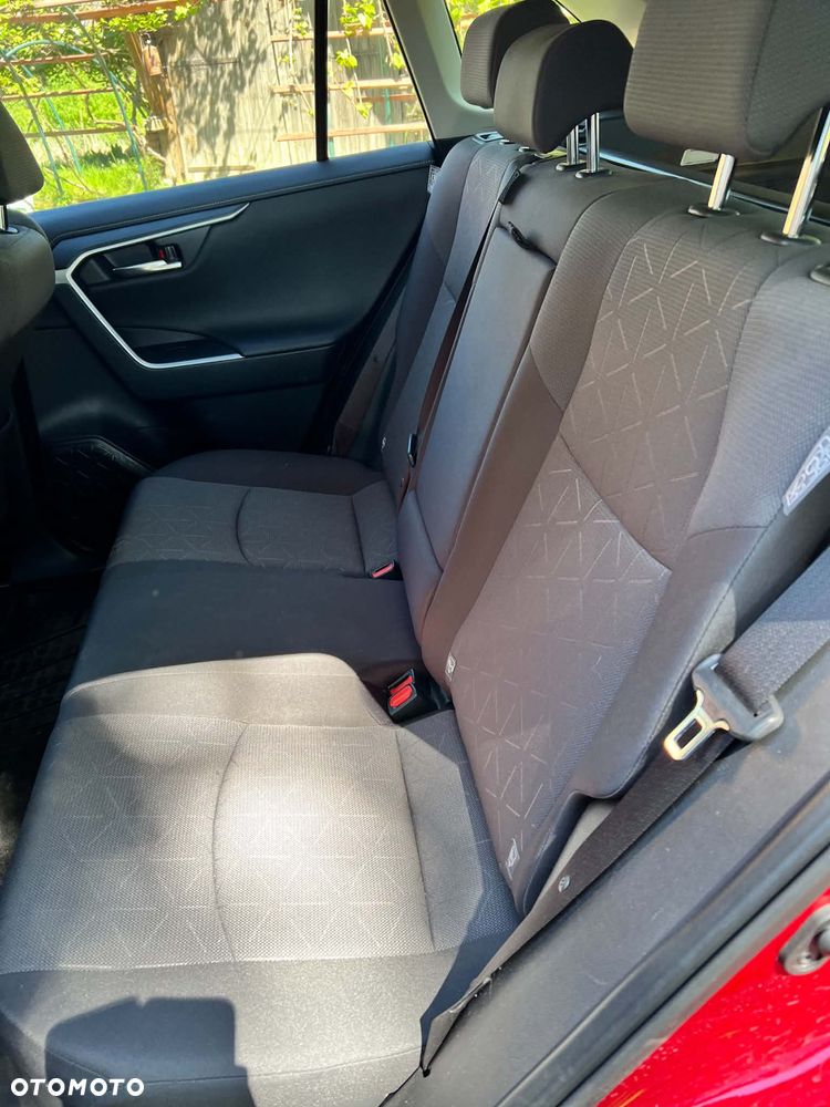 Toyota RAV4 - 9