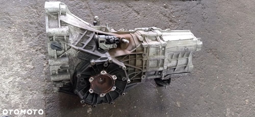 AUDI A4 B7 2.0 TDI BRD skrzynia biegów HCK - 1