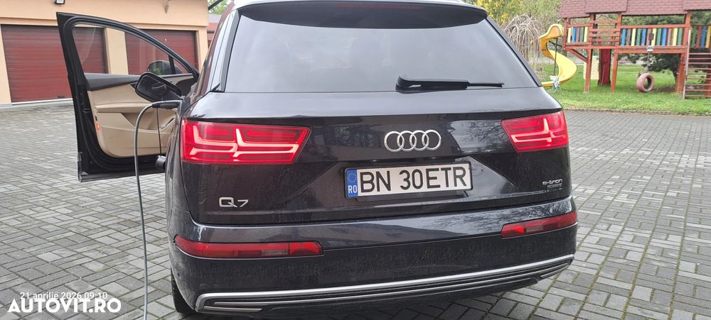 Audi Q7 - 6