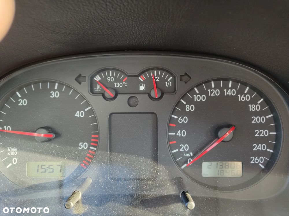 Volkswagen Golf 1.9 TDI Basis - 7