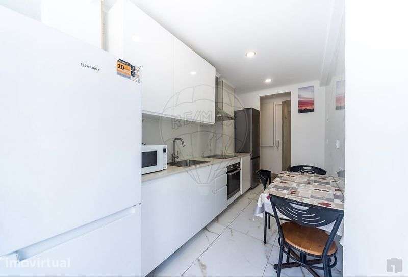 Vendo T2 Amadora - Grande imagem: 2/7