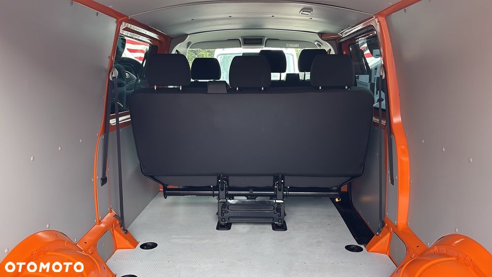 Volkswagen Transporter - 10