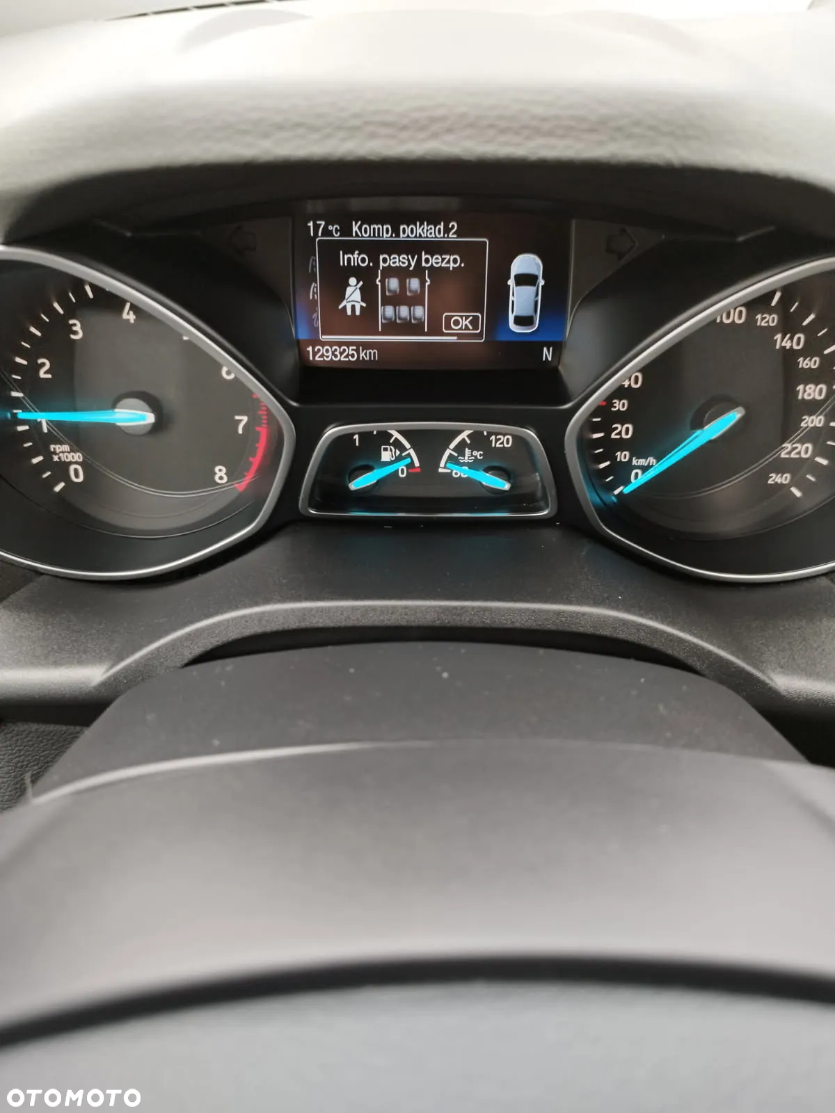 Ford Kuga 1.5 EcoBoost 2x4 Titanium - 36