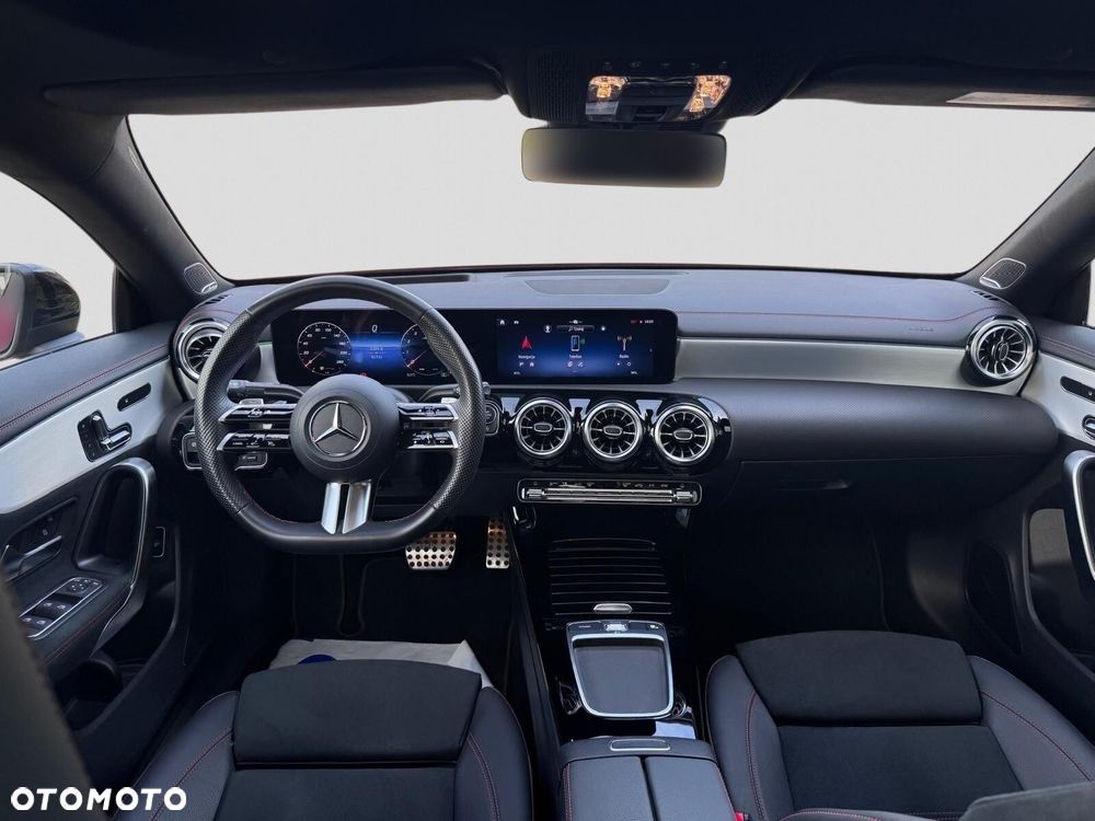 Mercedes-Benz CLA - 22