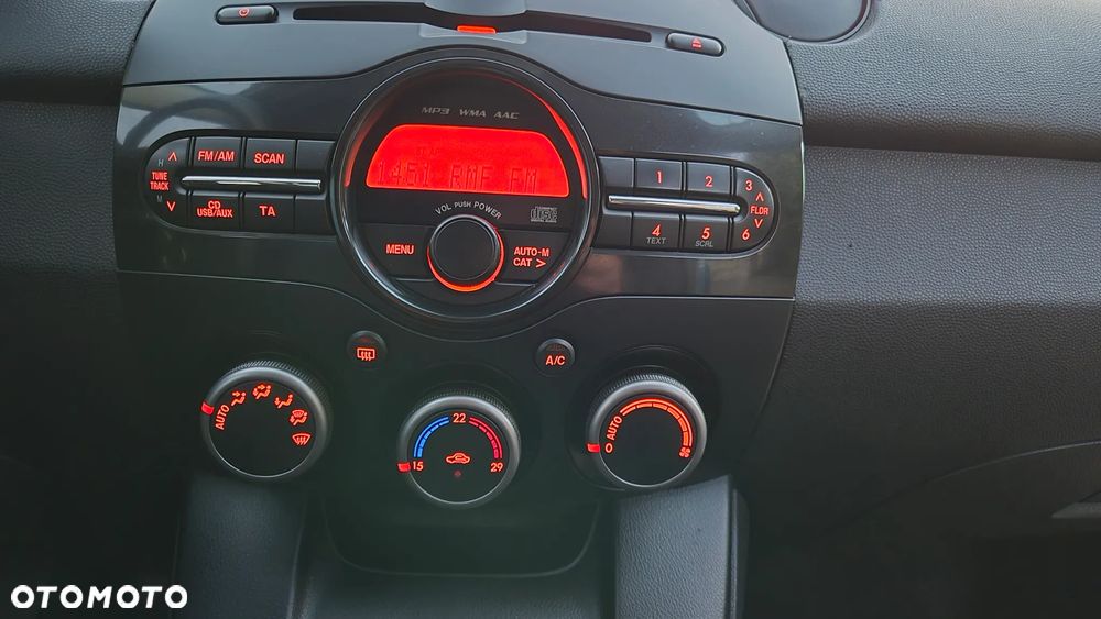 Mazda 2 - 26