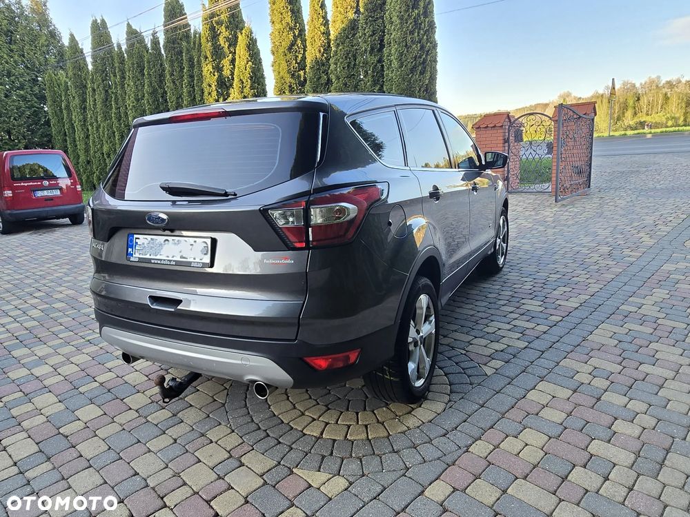 Ford Kuga 2.0 TDCi 4x4 Titanium - 5