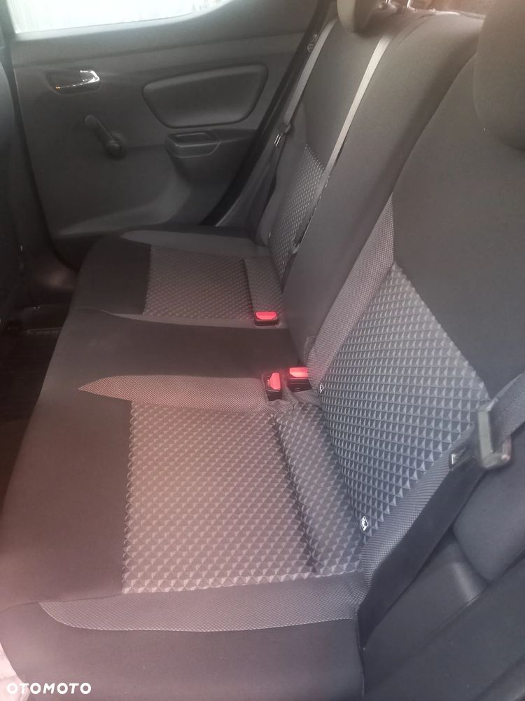 Nissan Micra - 15