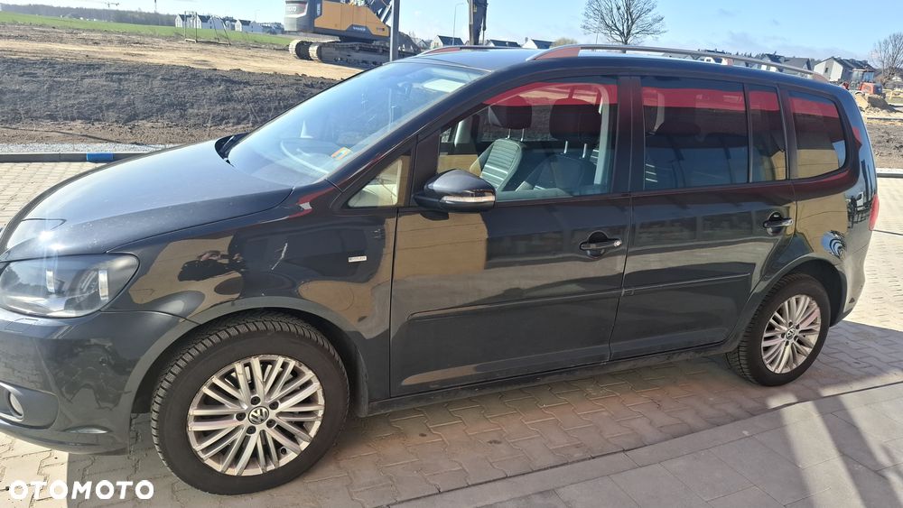 Volkswagen Touran 2.0 TDI DPF Comfortline - 1