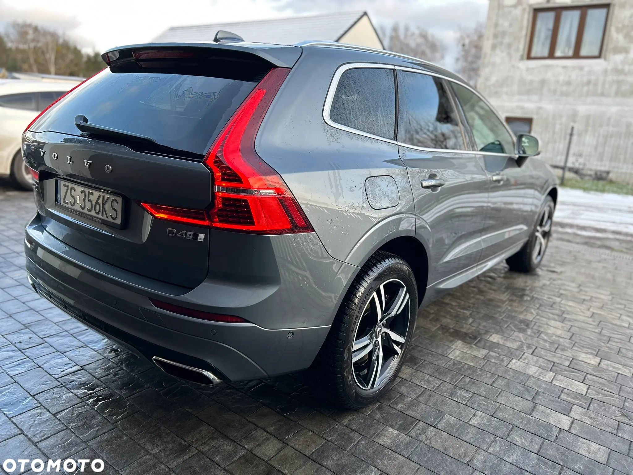 Volvo XC 60 D4 R-Design - 16