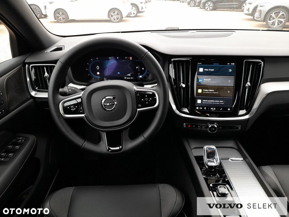 Volvo V60 B4 B Plus Dark - 16
