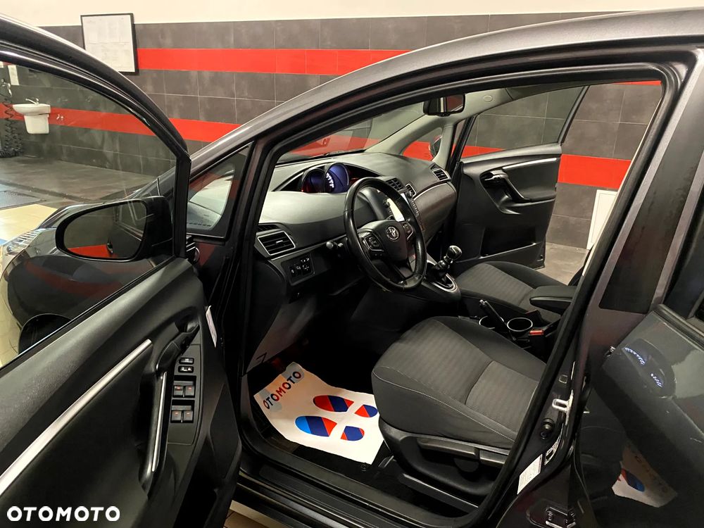 Toyota Verso 1.6 Active 7os - 13
