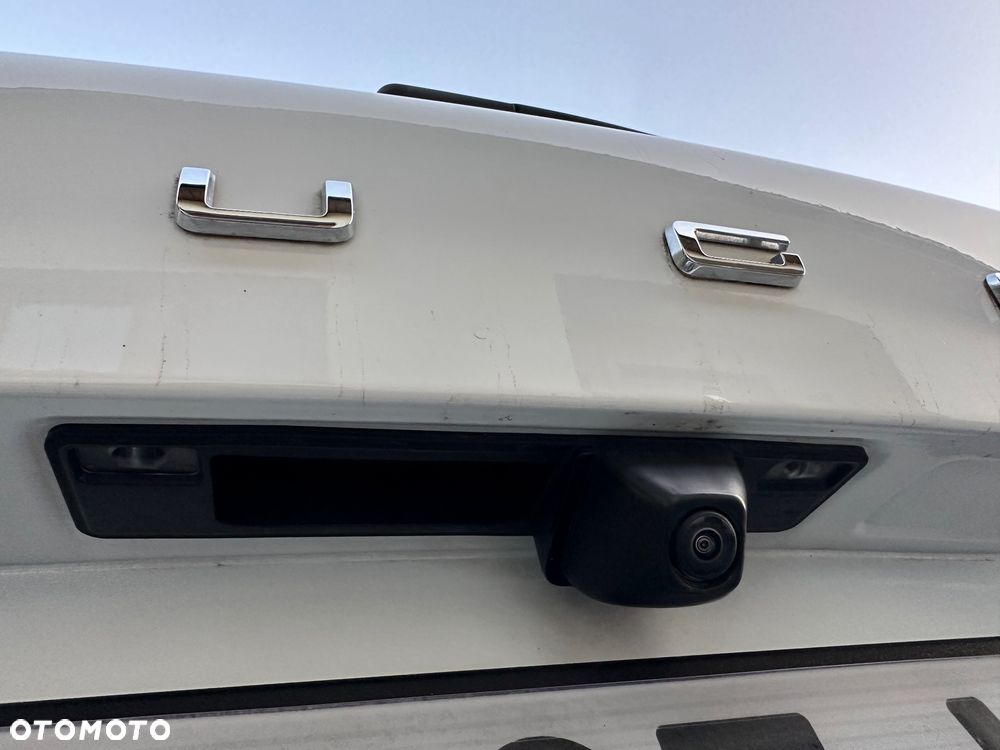 Ford Kuga 2.5 FHEV FWD Titanium eCVT - 24