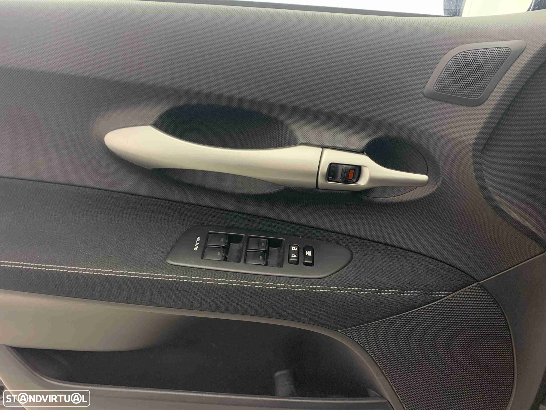 Toyota Auris 1.4 D-4D Comfort - 12