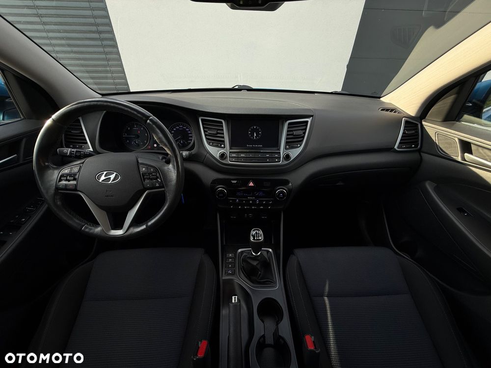 Hyundai Tucson blue 1.7 CRDi 2WD Advantage - 8