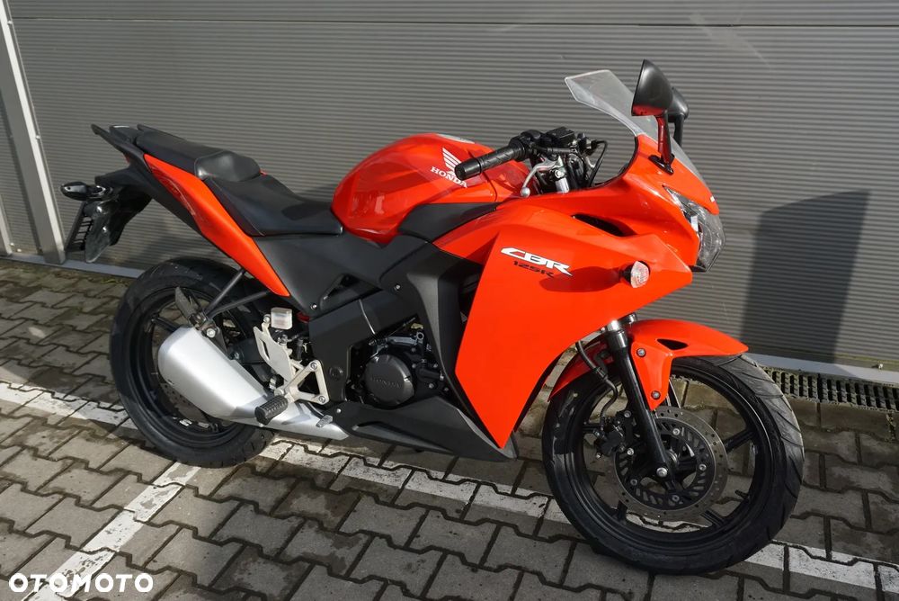 Honda CBR - 1