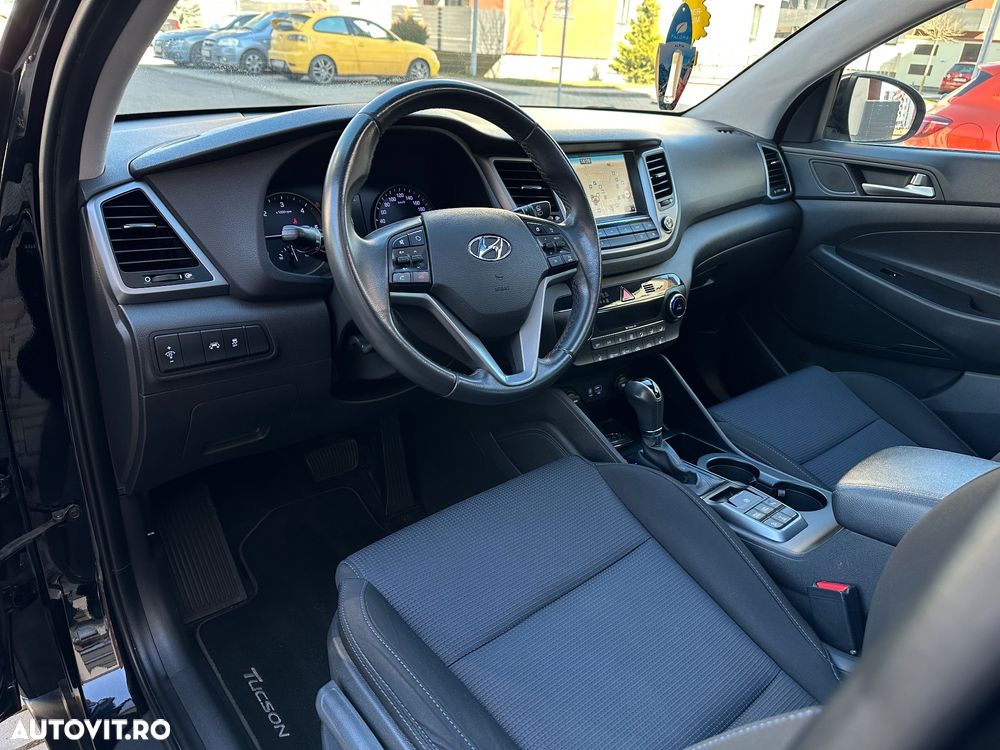 Hyundai Tucson 2.0 CRDI 4WD Automatik Style - 13