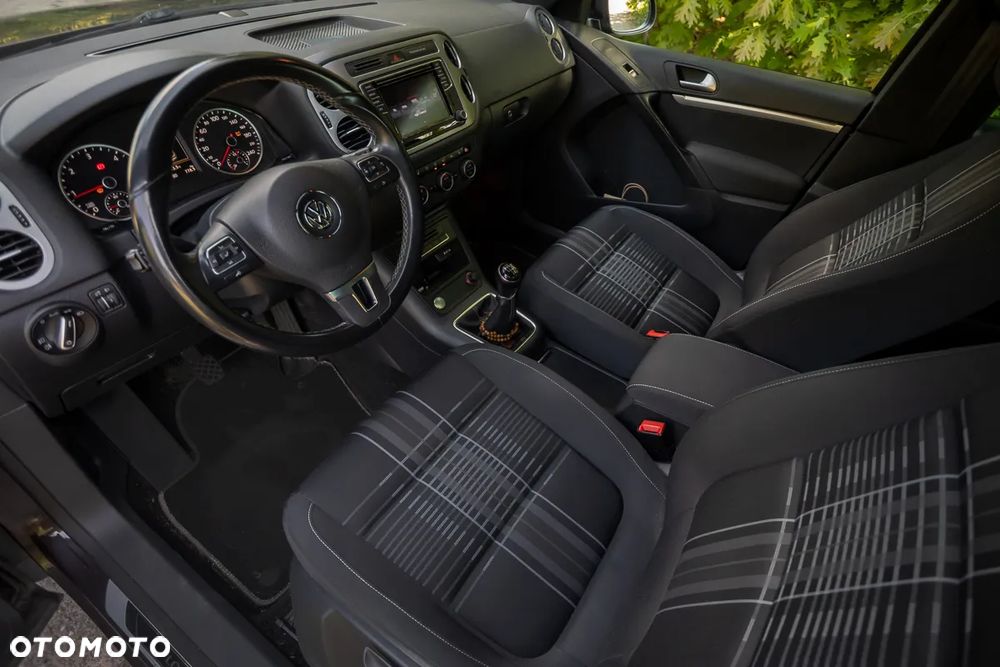 Volkswagen Tiguan 2.0 TDI SCR BlueMotion Technology Lounge Sport & Style - 17