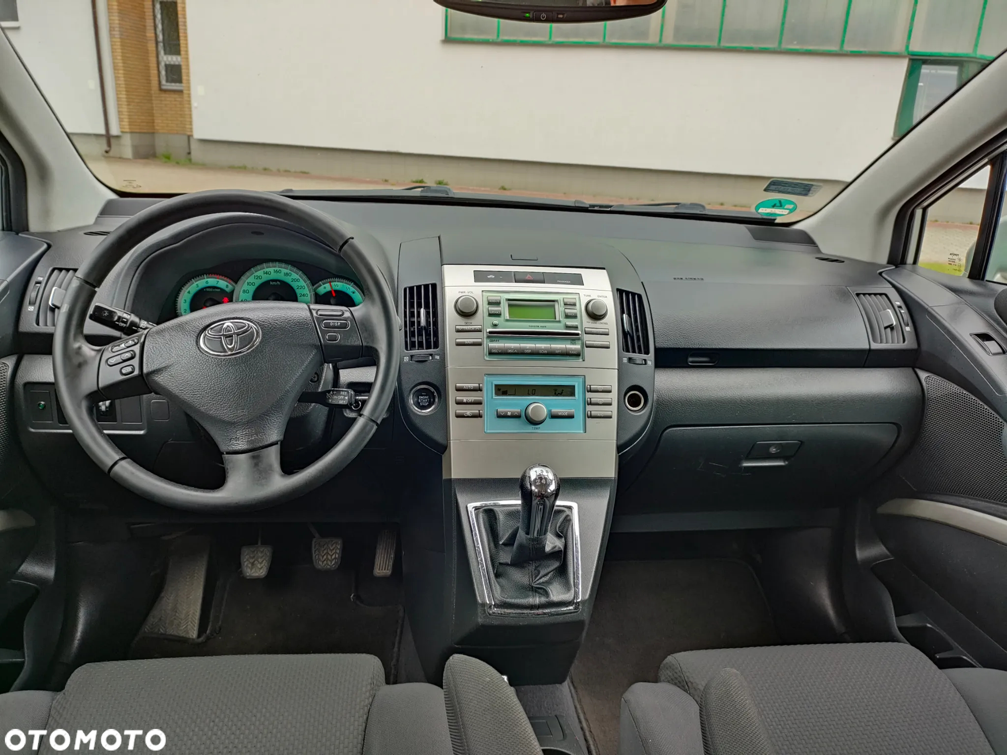Toyota Corolla Verso 1.8 Sol 7os - 14
