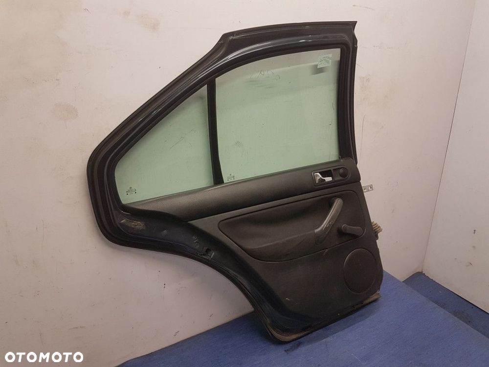 VOLKSWAGEN BORA DRZWI TYŁ LEWE - 15