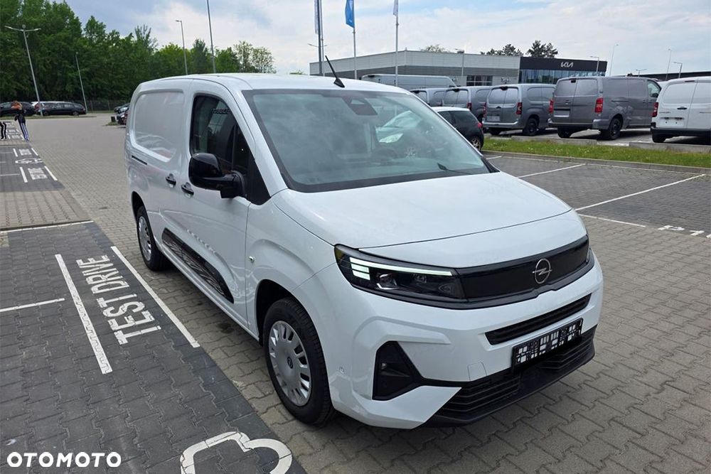 Opel Combo Van Cargo L2H1 EAT8 1.5 130KM - 3