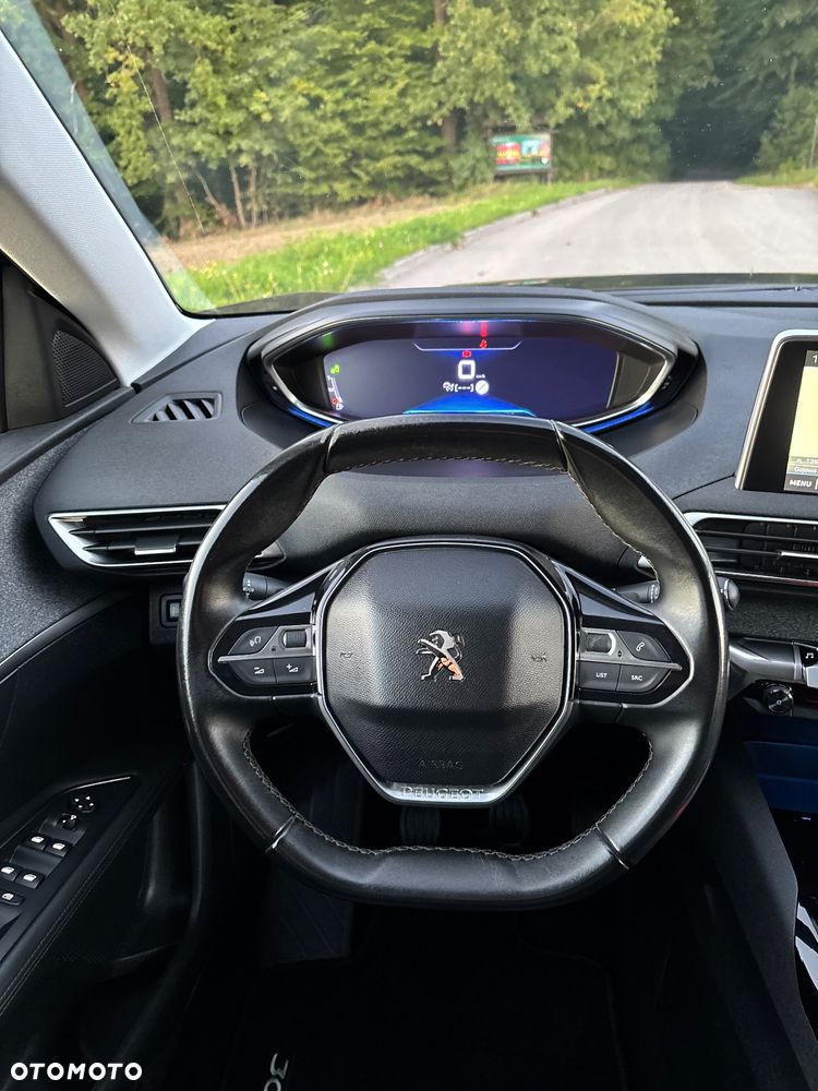 Peugeot 3008 PureTech 130 Stop & Start GPF Allure Pack - 22