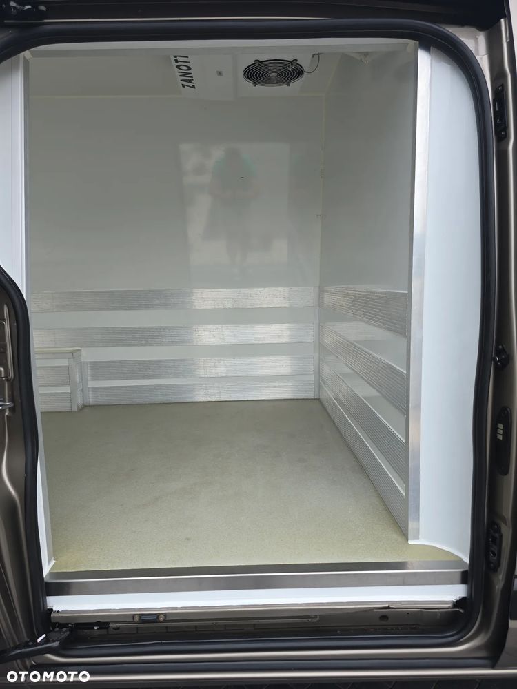 Ford TRANSIT CUSTOM CHŁODNIA +FUNKCJA GRZANIA + PODŁONCZENIE NA POSTOJU 230V  MODEL L2H2 340L-170 AUTOMAT 48 Tyś km SERWIS ASO FORD DO OSTATNIEGO Km SALON POLSKA BOGATA OPCJA WYPOSAŻENIA AUTOMAT KAMERA COFANIA + CZUJNIKI COFANIA LEDY METALIK ASYSTENTY KIEROWCY - 19