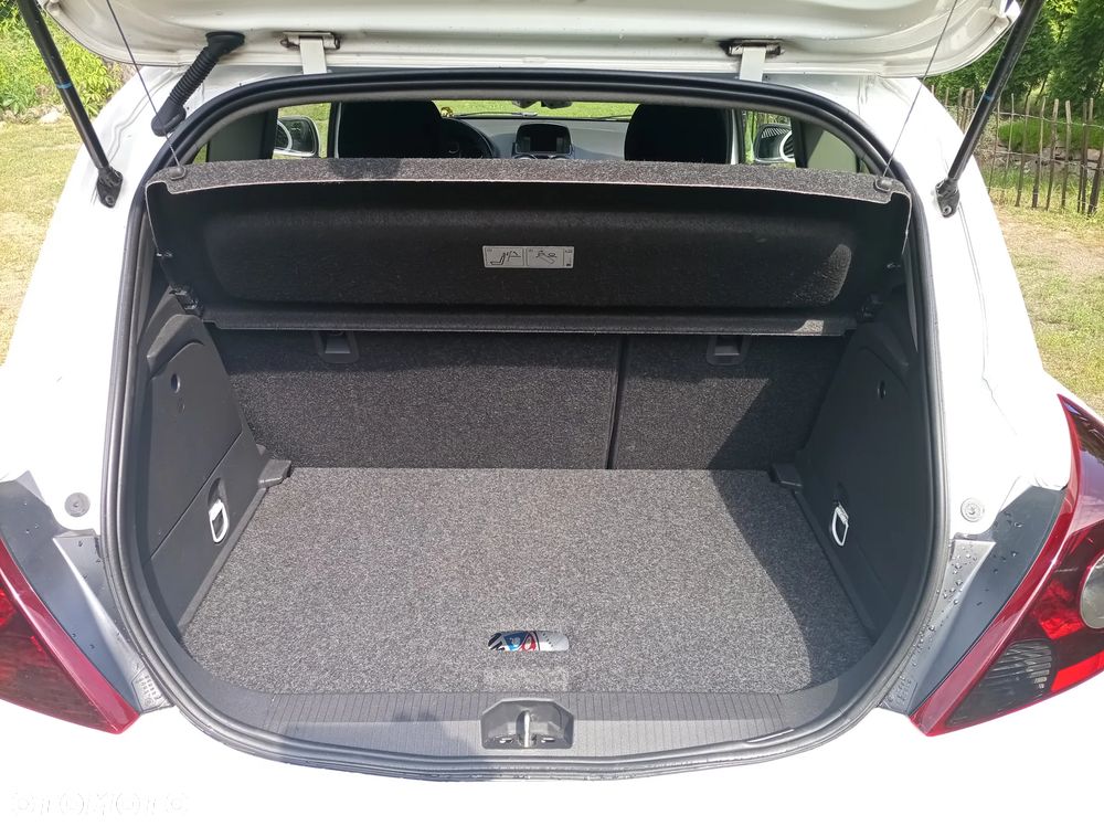 Opel Corsa - 18