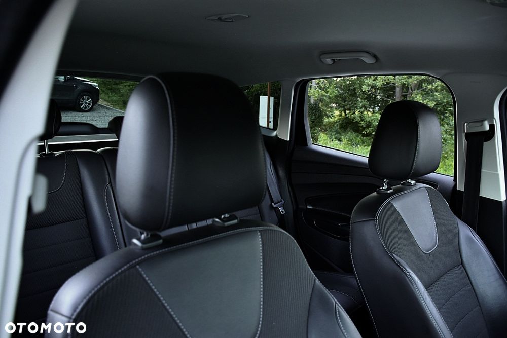 Ford Kuga 2.0 TDCi 4x4 Individual - 31
