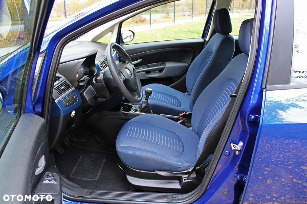 Fiat Grande Punto 1.4 8V - 23