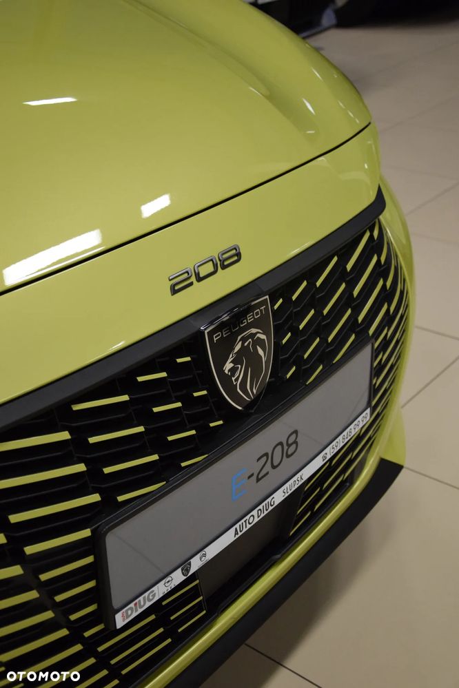 Peugeot 208 Allure - 13