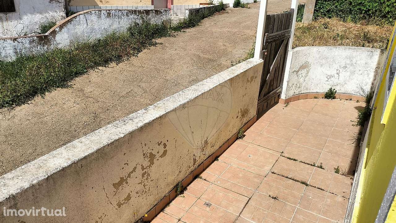 Moradia T2 para venda - Grande imagem: 2/11