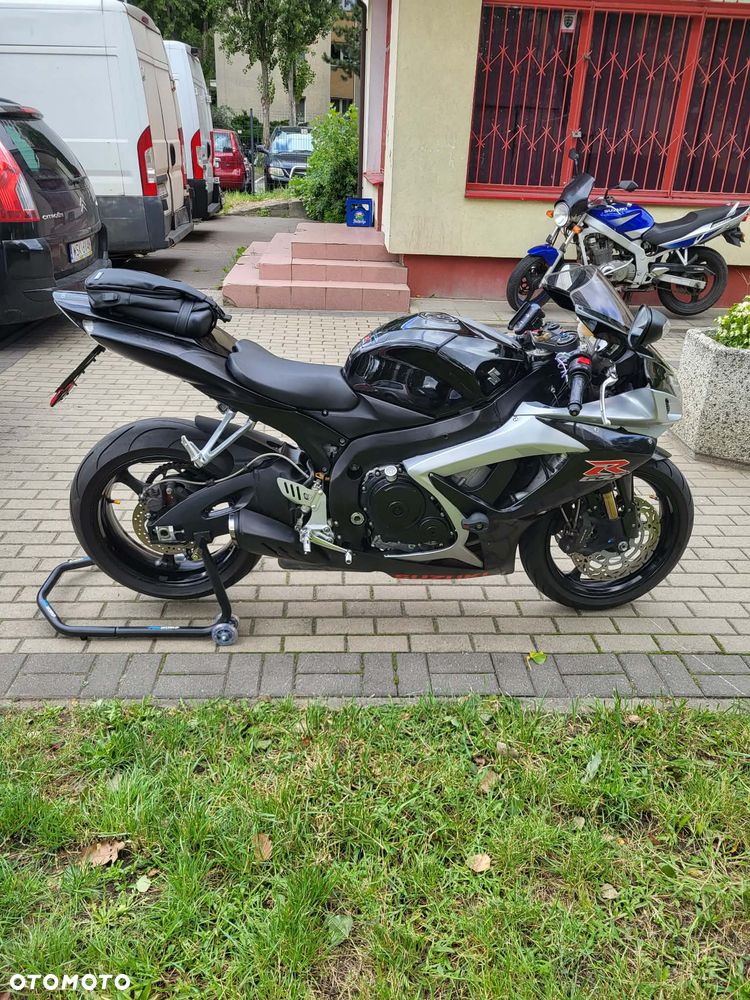 Suzuki GSX-R - 2
